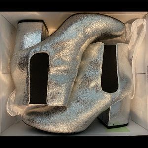 MIA Silver Round Toe Ankle Boots